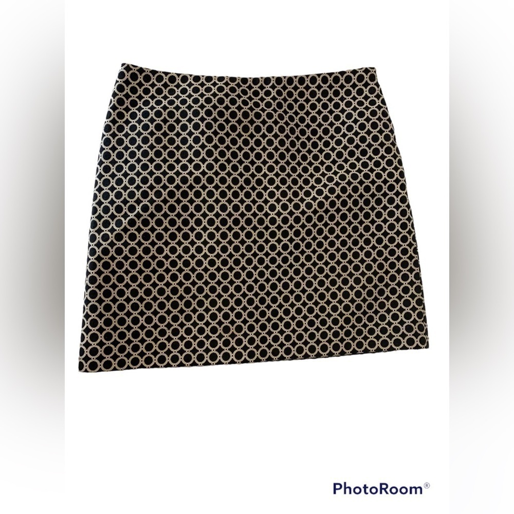 INC International Concept ladies skirt in size 6